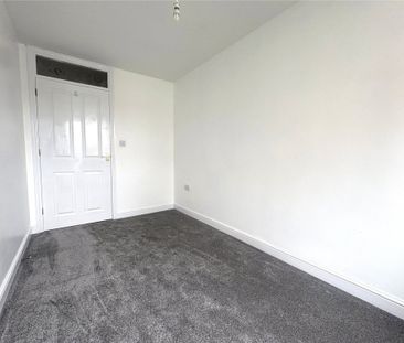 2 bed Flat for rent - Photo 1