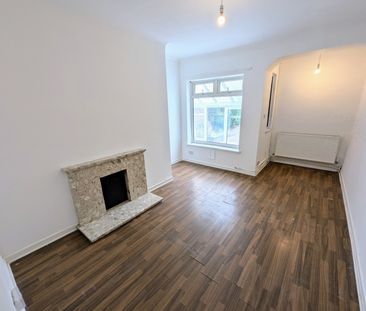 A 3 Bedroom Terraced - Photo 5