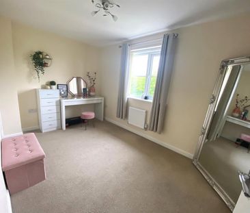 2 bedroom House To Let - Photo 1