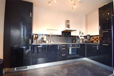 Springfield Court, Dean Road, Salford, Greater Manchester, M3 7EH - Photo 4