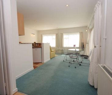 1 bedroom bungalow to rent - Photo 2