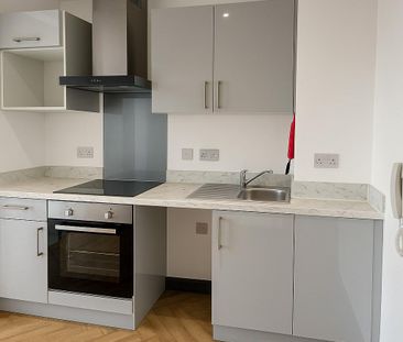 Studio to rent - Photo 6