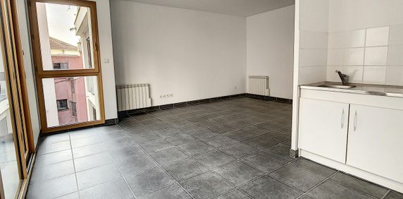 Lyon 4ème : Paisible T2 avec garage - Photo 2