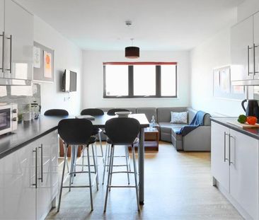 1 bedroom in a flat share to rent - Photo 5