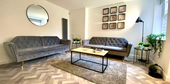 Carlton Street Unit 5 - Photo 2