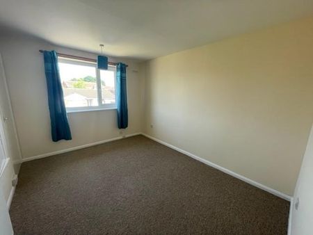 2 bedroom semi-detached house to rent - Photo 4