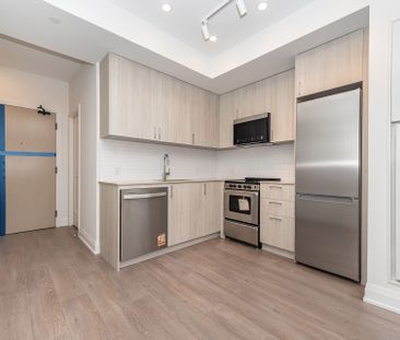 For Lease - 3250 Carding Mill Trail Unit# 410, Oakville, Ontario - Photo 6