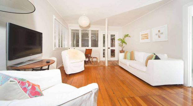 LEAFY AND QUIET - GREY LYNN - Photo 1