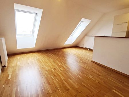 TERRASSENHIT, 61 m2 Dachgeschoß mit 48 m2 Terrasse, Wohnküche, 1 Zimmer, Wannenbad, Parketten, Fernblick, Holbeingasse - Foto 5