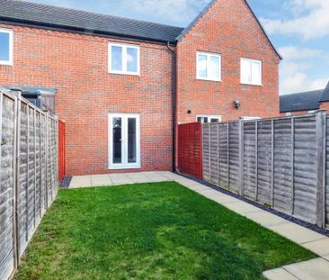 2 bedroom terraced house to rent - Photo 5