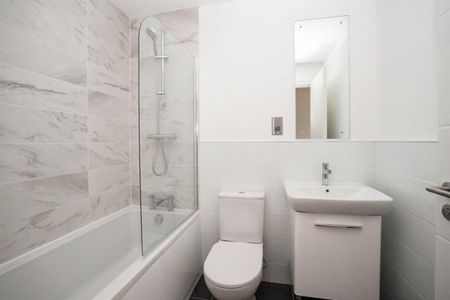 Jesse Hartley Way, Liverpool - Photo 3