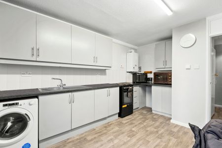 1 Bedroom House Share, Aisgill Avenue, London W14 - Photo 3