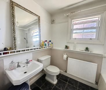 1 bedroom Flat To Let - Photo 5