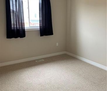 For Lease - 6394 Shapton Crescent, Niagara Falls, Ontario - Photo 6