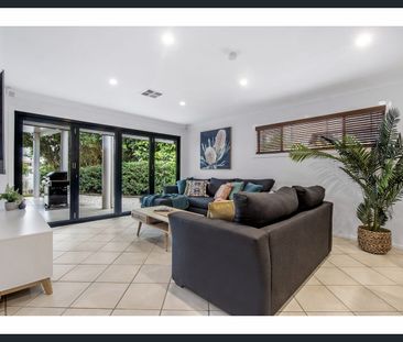 Private Waterfront Sanctuary - Photo 2