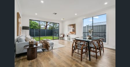 Newly Built Spacious Low Maintenance Modern Home - Photo 3