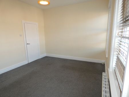 Manchester Road - Photo 2