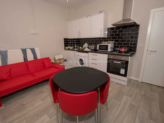 Romney Street, Salford - Photo 1