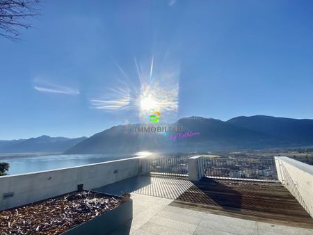 Loftwohnung mit traumhaftem Weitblick über den Lago, grosse Terrasse - Photo 2