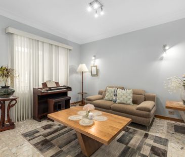 Great Size Family Home - Photo 2
