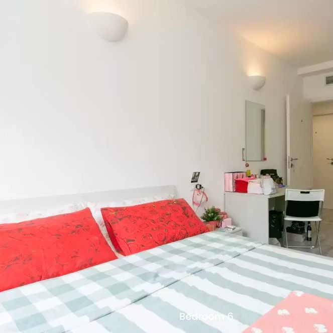 Via Francesco Caracciolo, Milan, Lombardy 20155 - Photo 1