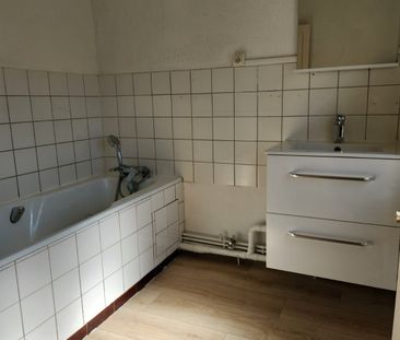 Location Appartement 3 pièces 85m² - Photo 3