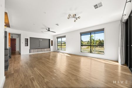 32 Grace Perry Street, Wright ACT 2611 - House For Rent | Domain - Photo 3