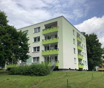 Helle und freundliche 3 Zimmer-Wohnung mit Balkon in Baumheide / Freifinanziert - Photo 1