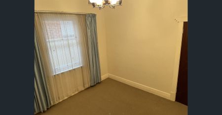 CLASSIC TUDOR - Photo 3