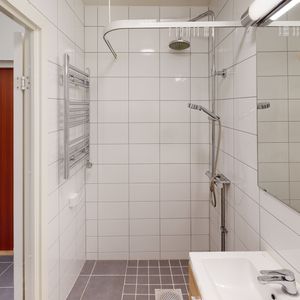 Västra Åsgatan, Eskilstuna - Photo 3