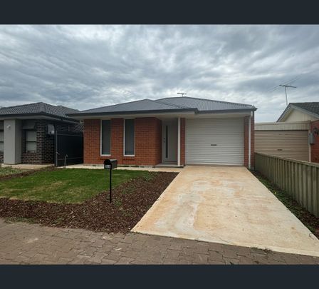 14 Primrose Court Rd, Davoren Park, SA 5113 - Photo 1