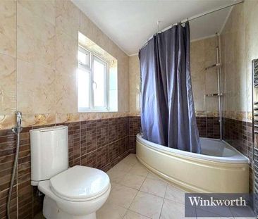 Kempton Avenue, Northolt, UB5 - Photo 2