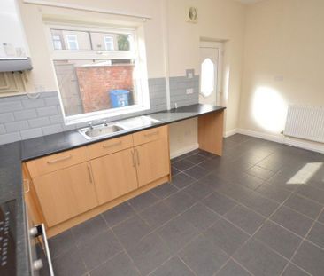 2 bedroom terraced house to rent - Photo 6
