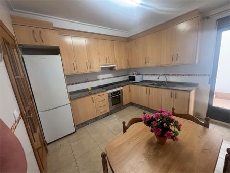 Piso de alquiler en Calle Madrid, 28, San Javier ciudad - Photo 2