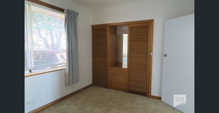 Centrally located family home in quiet location. - Photo 4