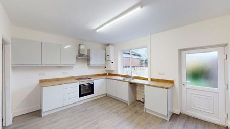 2 bedroom terraced house to rent - Photo 5