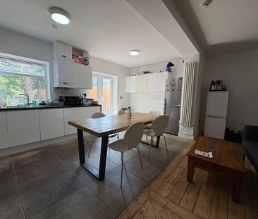 1 bedroom house of multiple occupation to rent - Photo 4