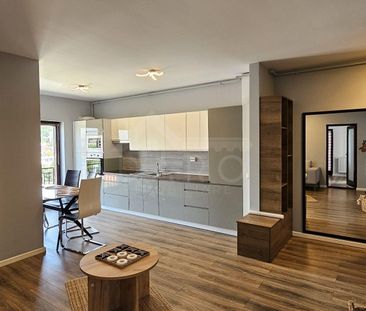 Închiriază Apartament 3 camere 1848 - Fotografie 1