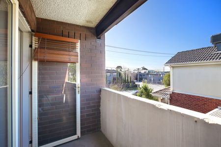 10/97-99 Raleigh Road, Maribyrnong VIC 3032 - Photo 4