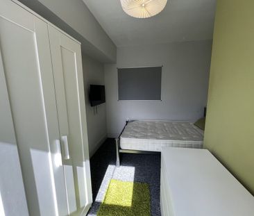 Earle Street, The Groves - P10496 - Photo 5