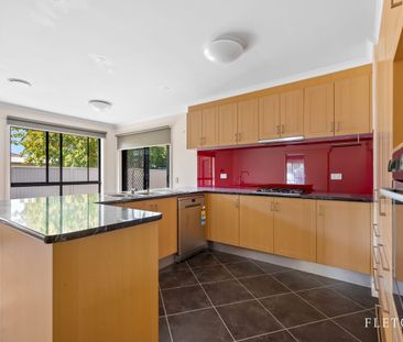 Great 4 Bedroom Home - Photo 5