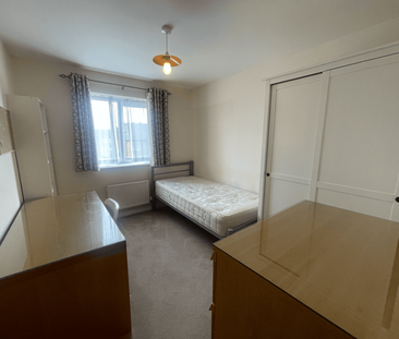 4 bedroom terraced house to rent - Photo 6