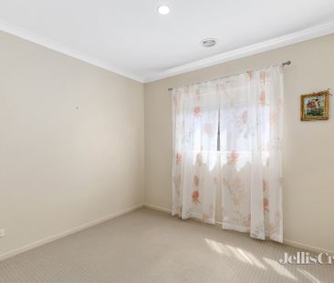 16 Hodgson Rise, Mernda - Photo 6