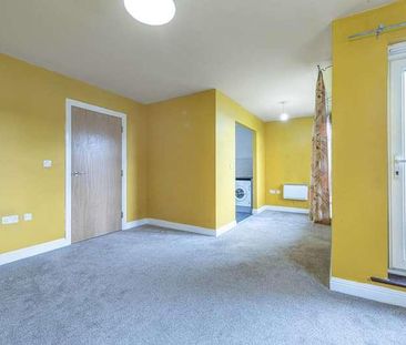 Fitzwilliam Close, Whetstone, N20 - Photo 2