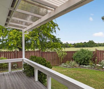 Easy Living in Riverdale For Rent! - Photo 2