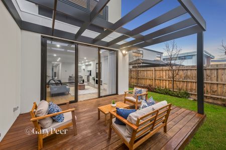 5A Virginia Ct, Caulfield South VIC 3162 - Townhouse For Rent | Domain - Photo 5