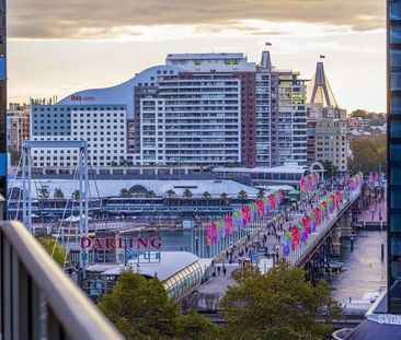 FANTASTIC 1 BEDROOM IN BERKELEY | Furnished - Photo 2