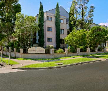 Large Modern Apartment in Popular complex - Photo 3