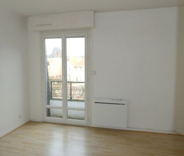 Location Appartement 2 pièces 49m² FONTAINEBLEAU 77300 - Photo 3