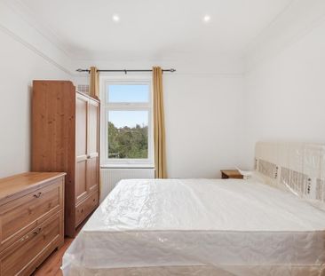 3 bedroom apartment to rent - Photo 6